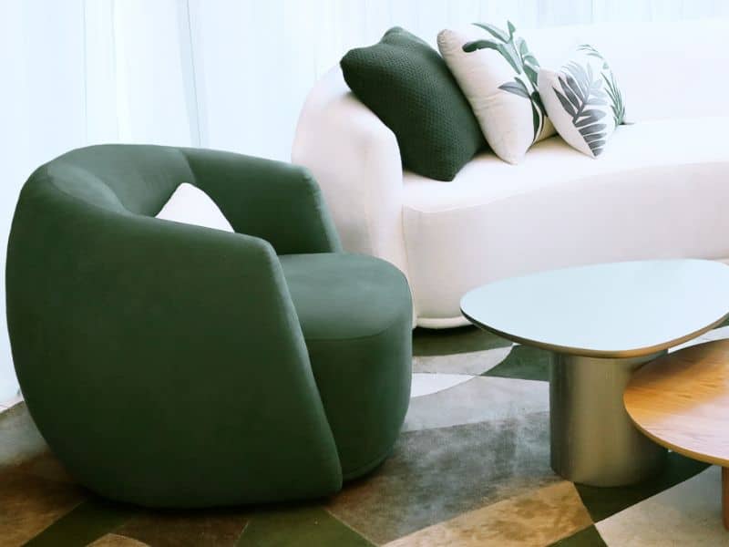 qual melhor tecido para sofá suede ou linho​ para escritório