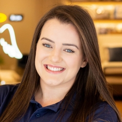 Thalita Kátlyn Vanin Marteli